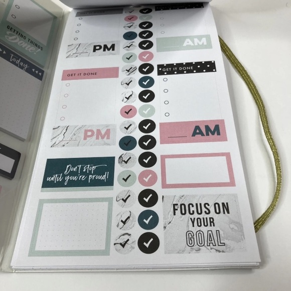 3/$30 The Happy Planner GOAL GETTER MAMBA Sticker Book 722 pc - Picture 10 of 10